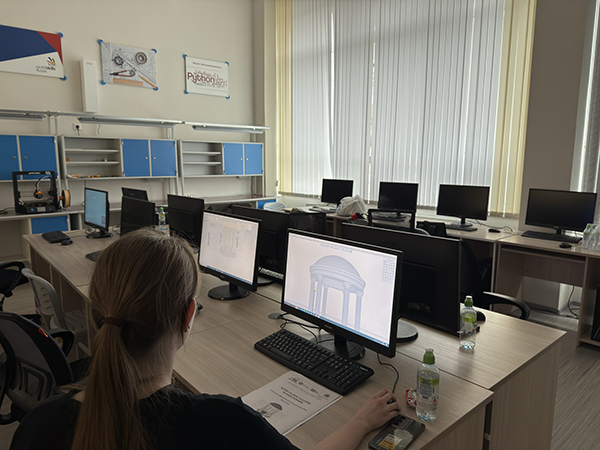 Открытый школьный чемпионат по технологиям информационного моделирования в Екатеринбурге(2025)|Фото: пресс-служба "Атомстройкомплекс"