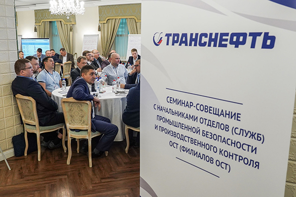 -              ""(2025)|:  "-"