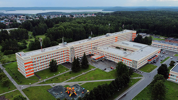   9 .   (2025)|:   " "