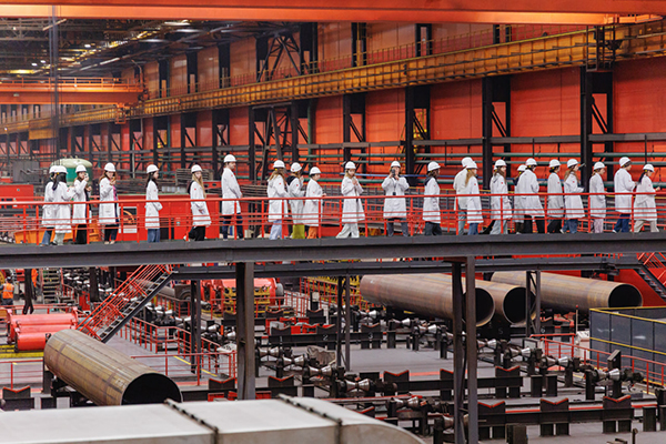 Промышленный туризм на одном из предприятий Трубной металлургической компании(2026)|Фото: пресс-служба Трубной металлургической компании