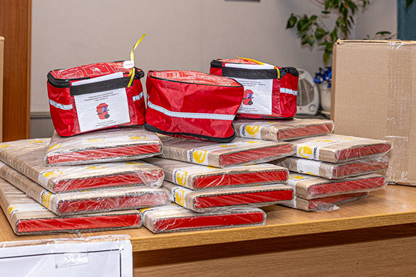 Депутат Алексей Вихарев помог военкомату Орджоникидзевского района с противопожарным оборудованием(2026)|Фото: пресс-служба Алексея Вихарева