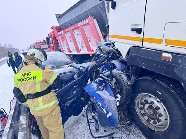 ДТП на 107-м километре федеральной автодороги Тюмень-Ханты-Мансийск в Ярковском округе(2026)|Фото: Госавтоинспекция Тюменской области