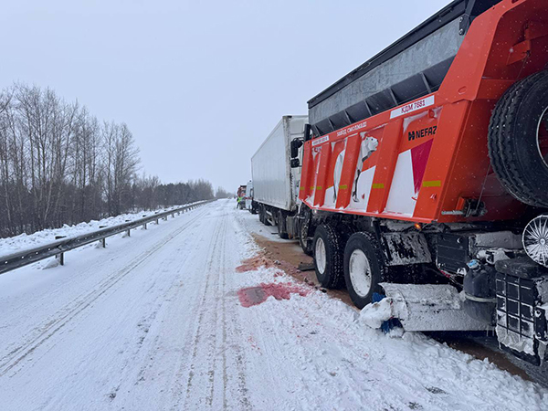 ДТП на 107-м километре федеральной автодороги Тюмень-Ханты-Мансийск в Ярковском округе(2026)|Фото: Госавтоинспекция Тюменской области