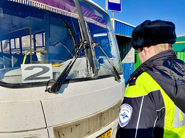 ДТП с автобусом и 16-летней девушкой в Березовском на улице Красных Героев, 70(2026)|Фото: Управле­ние Госавтоинспекции ГУ МВД России по Св­ердловской области