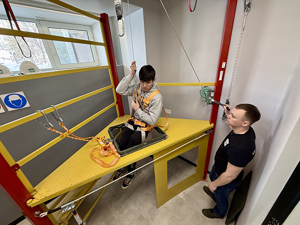 Полигон для обучения работам на высоте и в ограниченных пространствах от "Атомстройкомплекс"(2026)|Фото: пресс-служба "Атомстройкомплекс"