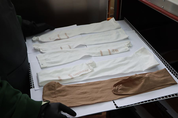 Студент ОмГТУ Даниил Силантьев разработал технологию создания трикотажа для лечения болезней нижних конечностей(2026)|Фото: Омский государственный технический университет