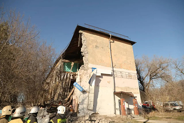 Обрушение стены аварийного дома на ул. Чкалова 38 в Перми(2026)|Фото: telegram-канал главы Перми Эдуарда Соснина