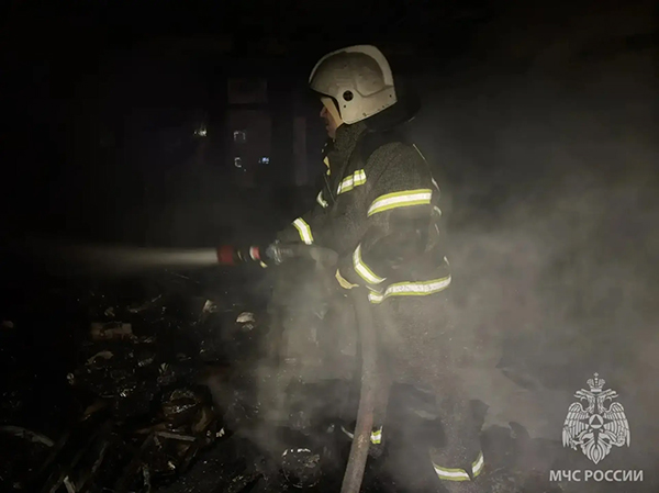 Пожар на ул. Мурзинская, 32 в Екатеринбурге(2026)|Фото: ГУ МЧС России по Свердловской области