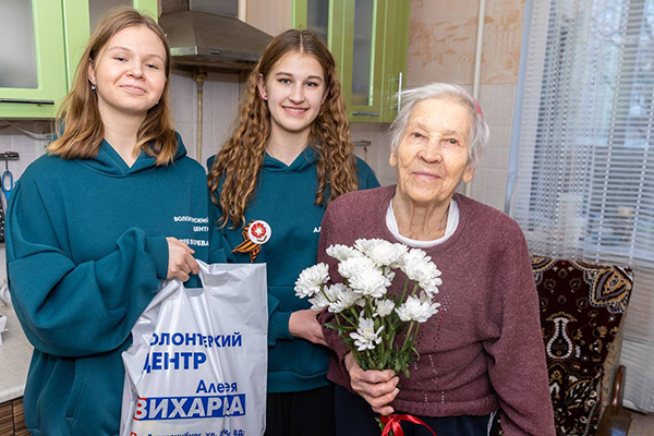 Посещение участников и ветеранов Великой Отечественной войны Волонтерским центром Алексея Вихарева(2026)|Фото: Волонтерский центр Алексея Вихарева