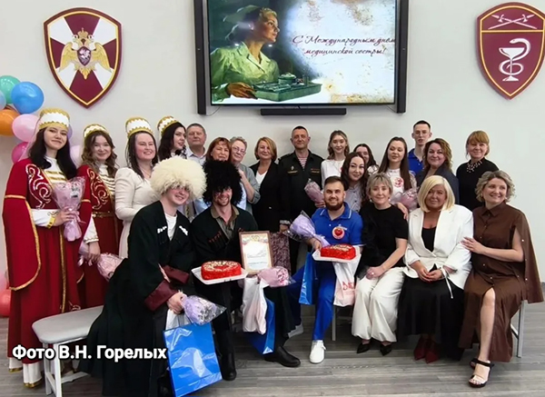 Свердловские МВД и Росгвардия в честь Года единства народов России состязались в КВН(2026)|Фото: В.Н. Горелых
