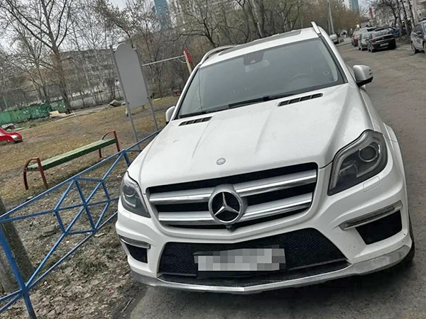 Mercedes екатеринбуржца, арестованный за долги(2026)|Фото: пресс-служба ГУФССП России по Свердловской области