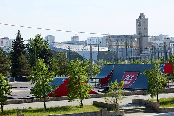 Строительство скейт-парка "РМК Экстрим" в центре Челябинска(2026)|Фото: Валерий Звонарев