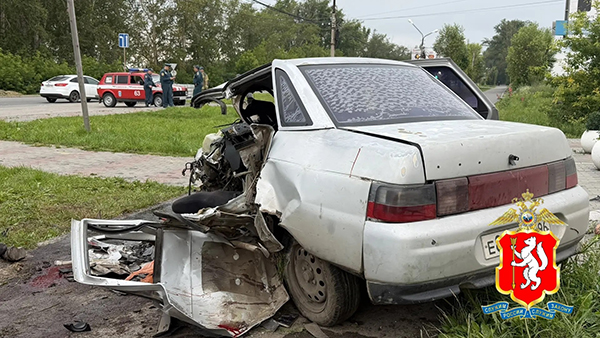 ДТП с четырьмя погибшими на улице Лермонтова в Каменске-Уральском(2026)|Фото: Управле­ние Госавтоинспекции ГУ МВД России по Св­ердловской области