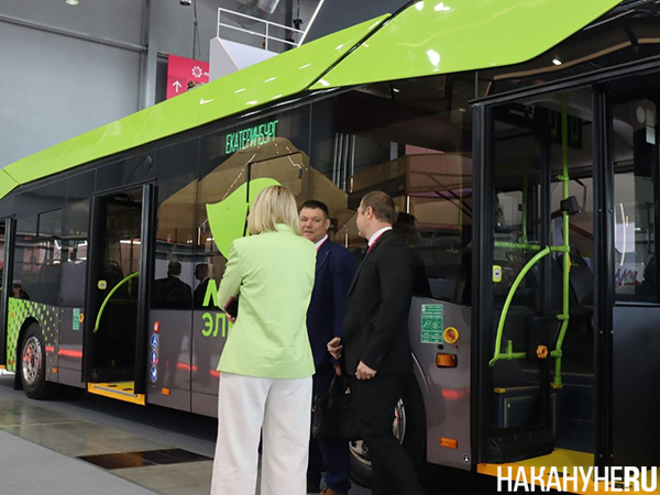Троллейбус 303Т21, сделанный на "Минском автомобильном заводе", представленный на промышленной выставке ИННОПРОМ в Екатеринбурге(2026)|Фото: Накануне.RU