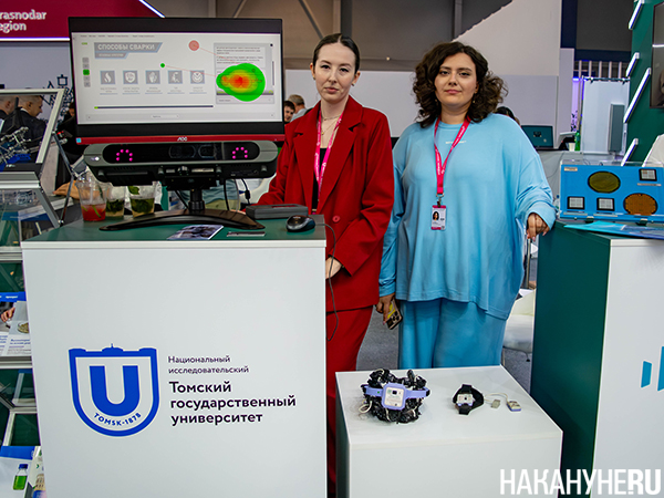 Стенд Томского государственного университета на промышленной выставке ИННОПРОМ в Екатеринбурге(2026)|Фото: Накануне.RU Стенд Томского государственного университета на промышленной выставке ИННОПРОМ в Екатеринбурге(2026)|Фото: Накануне.RU