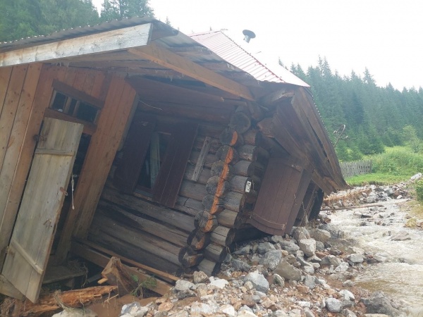 Дом пропавшей в Пермском крае художницы Олеси Косаревой(2026)|Фото: Telegram-канал Олеси Косаревой / t.me/aqualeska