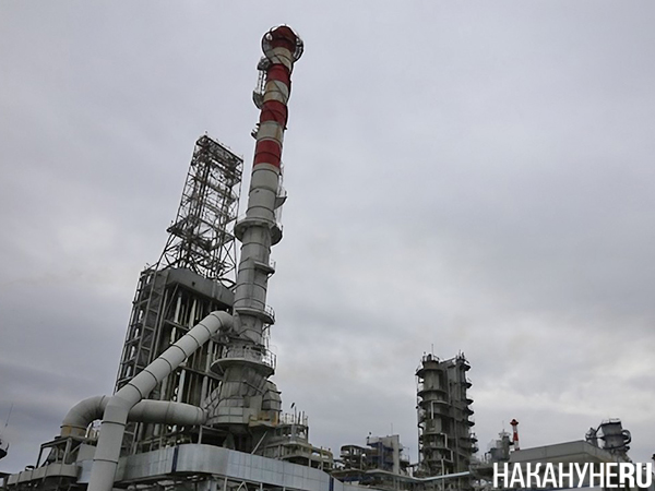 Антипинский Нефтеперерабатывающий Завод(2019)|Фото: Накануне.RU Антипинский Нефтеперерабатывающий Завод(2019)|Фото: Накануне.RU