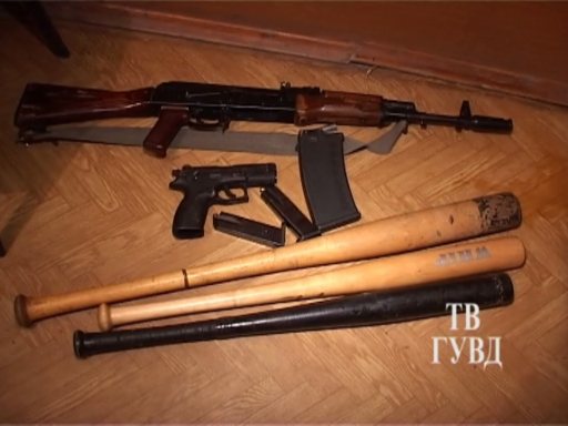 артемовский, беспорядки, задержание,  изъятое оружие 15.09.11 | Фото: в.н. горелых
