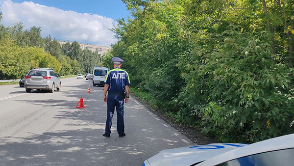 Смертельное ДТП с грузовиком у дома №12 на улице Новгородцева в Екатеринбурге(2026)|Фото: Управле­ние Госавтоинспекции ГУ МВД России по Св­ердловской области