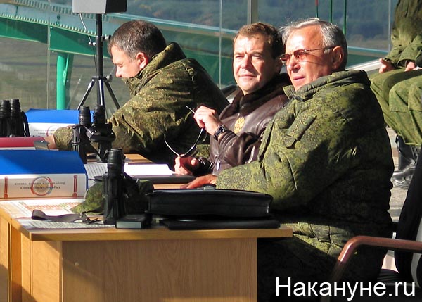 медведев дмитрий анатольевич президент рф стратегическое учение центр-2011 | Фото: Накануне.ru