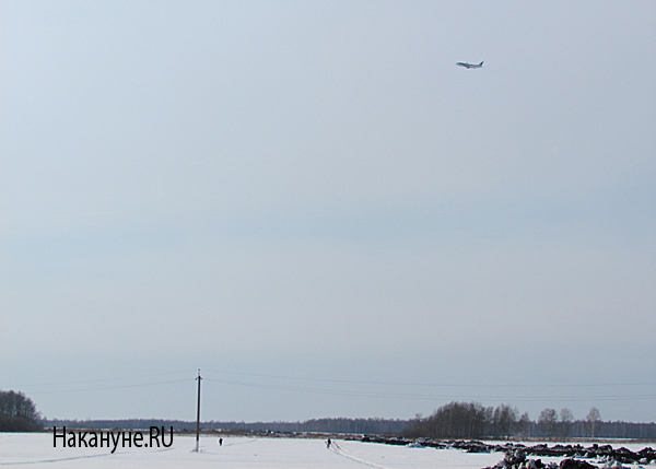 самолет атр-72, тюмень, 2.04.12 | Фото: Накануне.RU