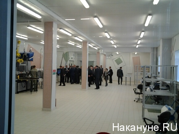 рогозин, визит, уральский оптико-механический завод | Фото: Накануне.RU