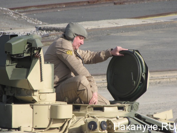 рогозин в танке, полигон старатель | Фото: Накануне.RU