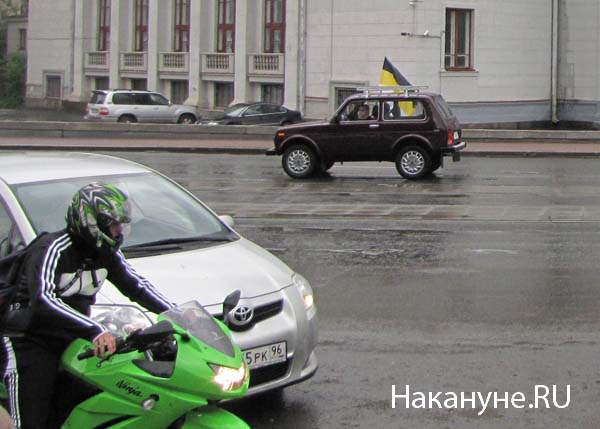 русский марш националист автопробег | Фото: Накануне.RU