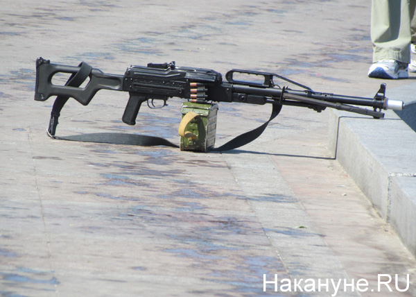 десантный бой день ВМФ Севастополь автомат | Фото: Накануне.RU