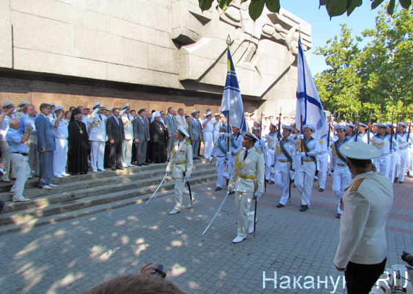 день ВМФ Севастополь Крым мемориал 35 батарея | Фото: Накануне.RU