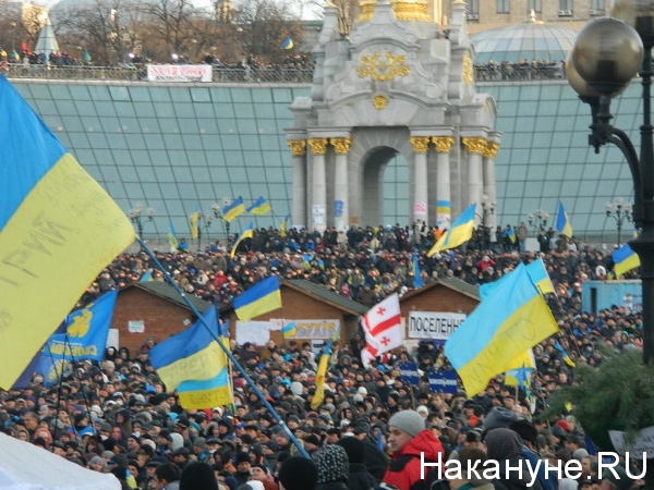 Когда человек называет Украину «Незалежной», на что он намекает, что имеет ввиду?