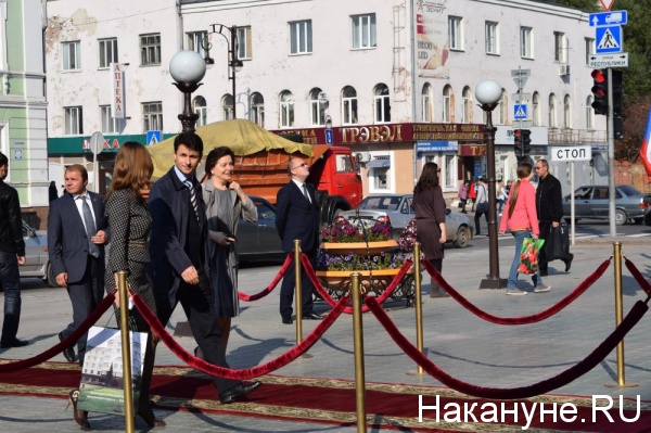 Владимир Якушев вступление в должность инаугурация Наталья Комарова | Фото: Накануне.RU