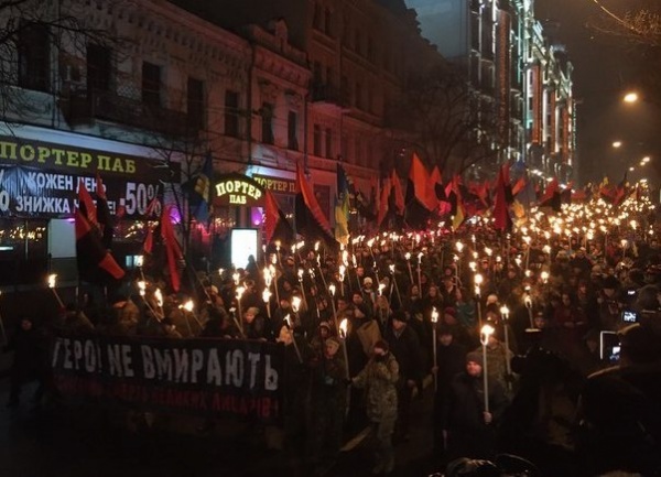 Киев, нацисты, шествие, Бандера, правый сектор, свобода|Фото: rt