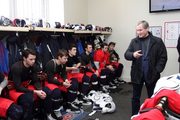 Алексей Кокорин хоккеисты "Зауралье"|Фото: пресс-служба губернатора Курганской области