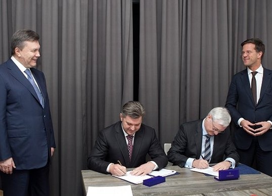 Янукович, shell, сланцевый газ, соглашение|Фото: