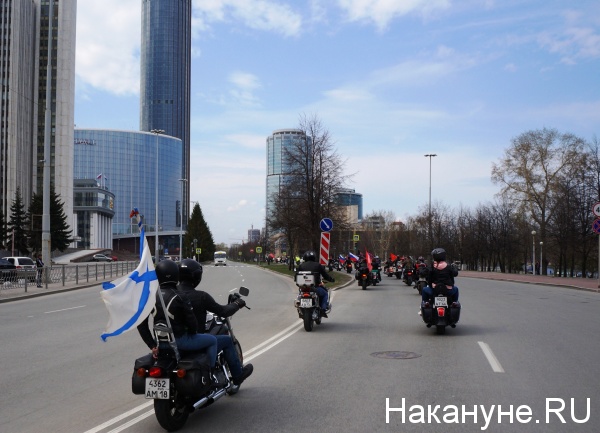 мотопробег, марш Знамени Победы, Екатеринбург | Фото: Накануне.RU