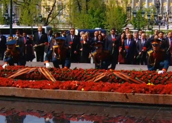возложение, 9 мая, Александровский сад, Путин|Фото: