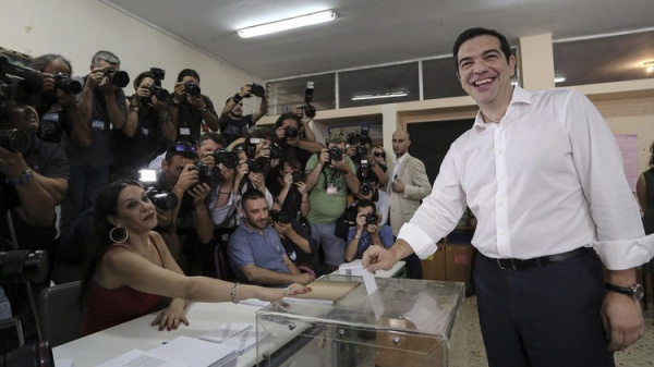 Алексис Ципрас Греция референдум|Фото:Giannis Liakos / Associated Press