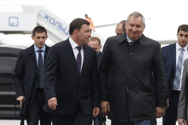 Евгений Куйвашев, Дмитрий Рогозин, Ван Ям|Фото: Департамент информационной политики губернатора