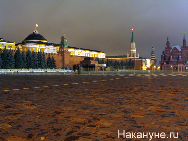 москва кремль красная площадь ночь 100м | Фото: Накануне.ru