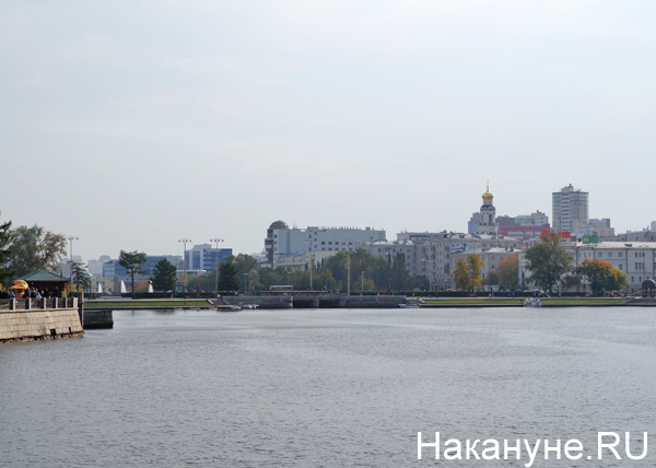 Екатеринбург, плотинка, Исеть|Фото: Накануне.RU