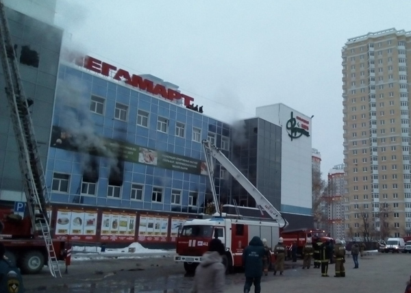 В торговом центре «Омега» в Екатеринбурге случился пожар - 8 января - altaifish.ru