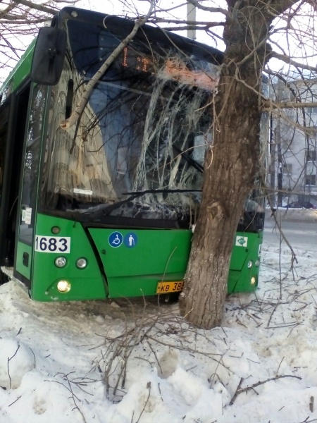 автобус ДТП Екатеринбург|Фото: ГИБДД Екатеринбурга