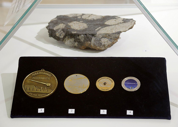 Метеорит Челябинск, почтовый штемпель метеорит Челябинск|Фото: челябинский краеведческий музей