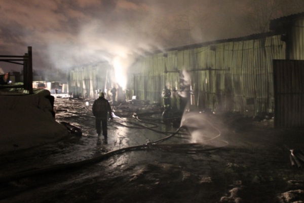 склад пожар Екатеринбург|Фото: ГУ МЧС РФ по Свердловской области