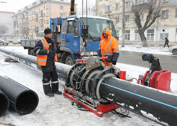 водопровод аварийные работы труба трубопровод вода|Фото: water45.ru